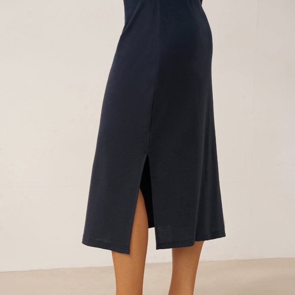 Linen Crossover V-Neck Wrap Stretch Midi Dress MARNIE - Picture 11 of 12